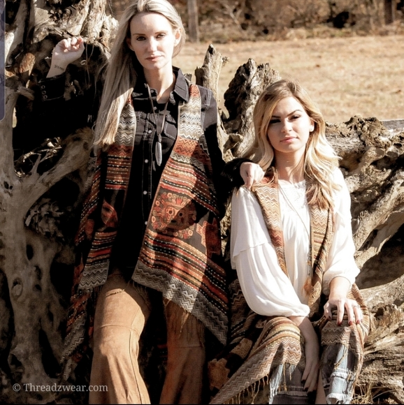 Last 1! Pashmina fringed Aztec print khaki vest - Picture 3 of 5